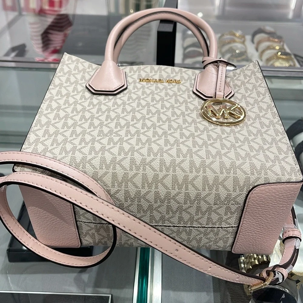 MICHAEL KORS
Mercer Medium Signature Logo Accordion Crossbody Messenger Satchel - Picture 7 of 16
